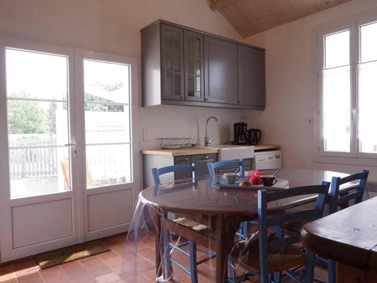 Maison De Plain-Pied Avec Cour, Proche Plage Et Commerces - 4 Couchages, Noirmoutier-En-L'Ile - Fr-1-224B-675 Exteriör bild